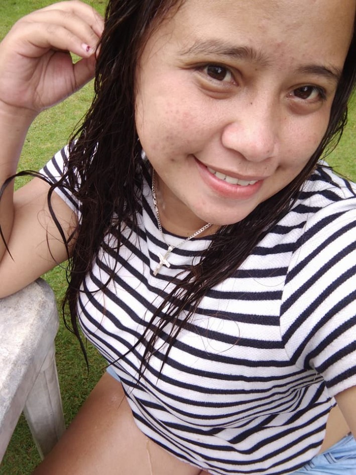 selena gomez currently dating